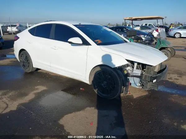 5NPD74LF7KH457205 2019 HYUNDAI ELANTRA - Image 1