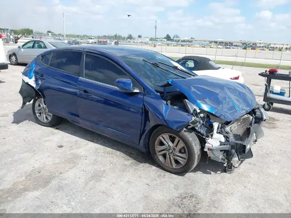 5NPD74LF7KH464235 2019 HYUNDAI ELANTRA - Image 1