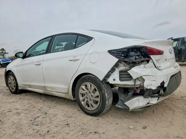 5NPD74LF7KH471573 2019 HYUNDAI ELANTRA - Image 2