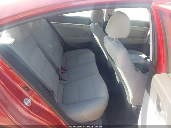 5NPD74LF7KH472786 2019 HYUNDAI ELANTRA - Image 8