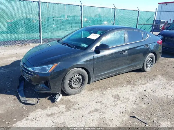 5NPD74LF7KH477194 2019 HYUNDAI ELANTRA - Image 2