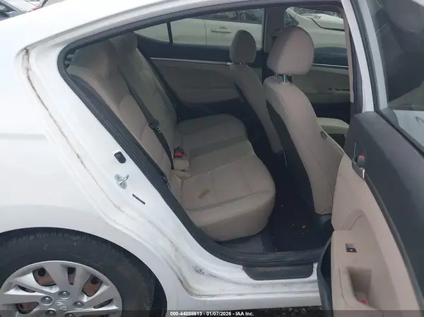 5NPD74LF7KH477339 2019 HYUNDAI ELANTRA - Image 8