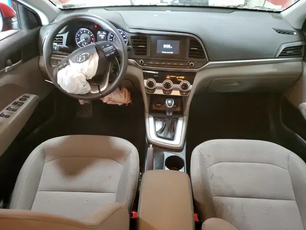 5NPD74LF7KH478975 2019 HYUNDAI ELANTRA - Image 8