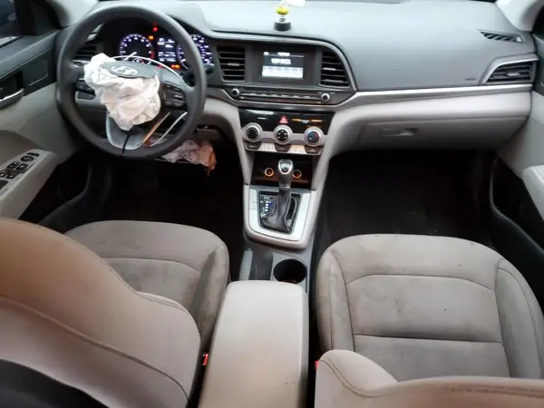 5NPD74LF7KH482945 2019 HYUNDAI ELANTRA - Image 8