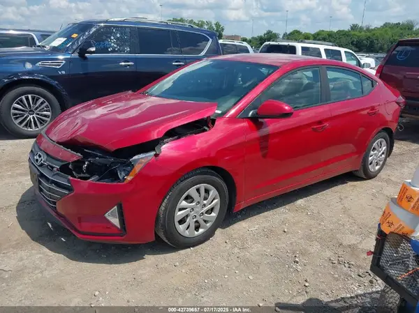 5NPD74LF7KH484758 2019 HYUNDAI ELANTRA - Image 2