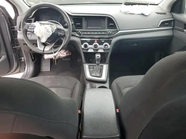 5NPD74LF7KH489748 2019 HYUNDAI ELANTRA - Image 8