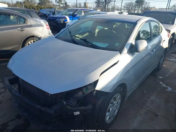 5NPD74LF7KH490530 2019 HYUNDAI ELANTRA - Image 2
