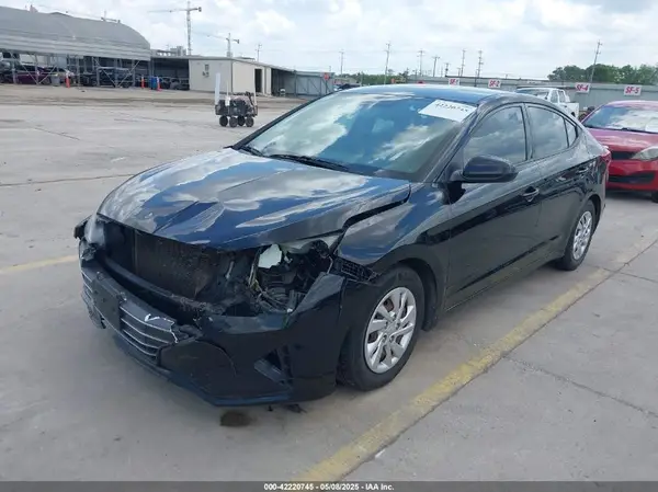 5NPD74LF7KH490785 2019 HYUNDAI ELANTRA - Image 2