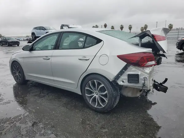 5NPD74LF7KH491340 2019 HYUNDAI ELANTRA - Image 2