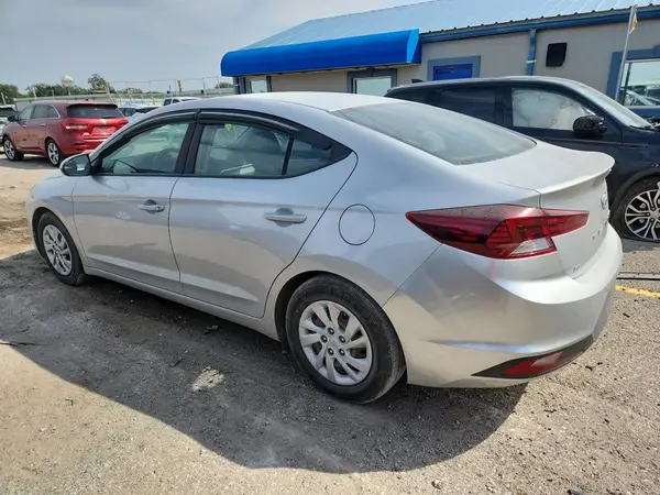 5NPD74LF7KH492942 2019 HYUNDAI ELANTRA - Image 2