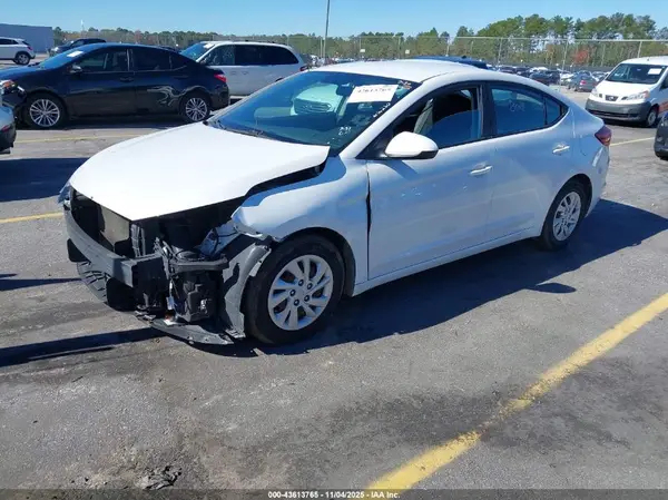 5NPD74LF7KH493377 2019 HYUNDAI ELANTRA - Image 2