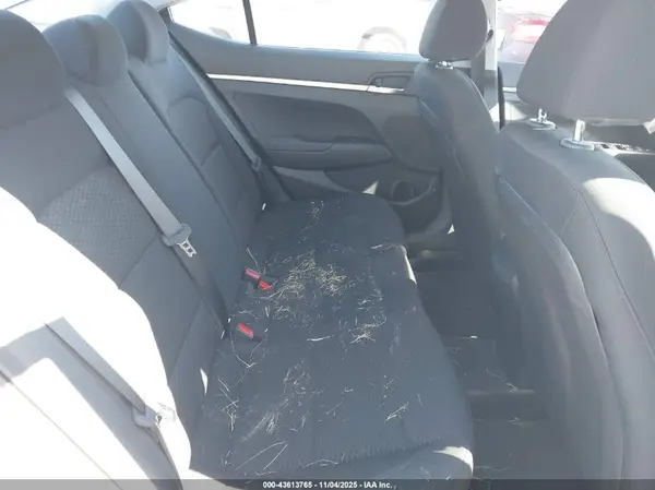 5NPD74LF7KH493377 2019 HYUNDAI ELANTRA - Image 8