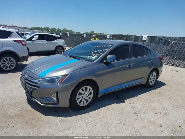 5NPD74LF7KH494206 2019 HYUNDAI ELANTRA - Image 2