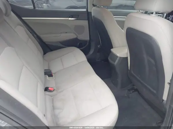 5NPD74LF7KH494366 2019 HYUNDAI ELANTRA - Image 8