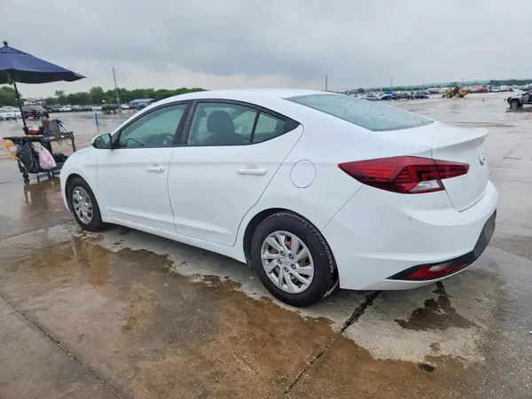 5NPD74LF7KH495856 2019 HYUNDAI ELANTRA - Image 2