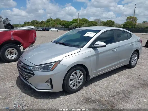 5NPD74LF7LH513323 2020 HYUNDAI ELANTRA - Image 2
