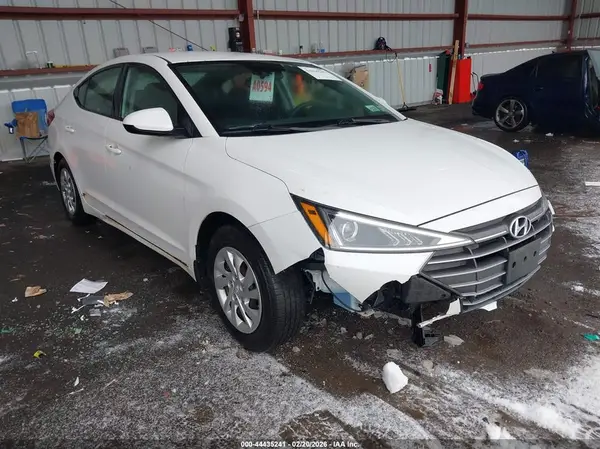 5NPD74LF7LH520823 2020 HYUNDAI ELANTRA - Image 1