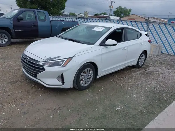 5NPD74LF7LH537685 2020 HYUNDAI ELANTRA - Image 2