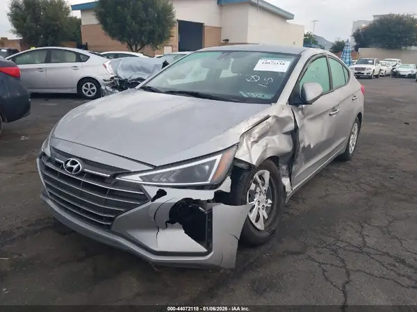 5NPD74LF7LH557791 2020 HYUNDAI ELANTRA - Image 2