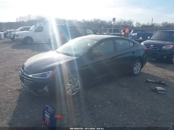 5NPD74LF7LH595974 2020 HYUNDAI ELANTRA - Image 2