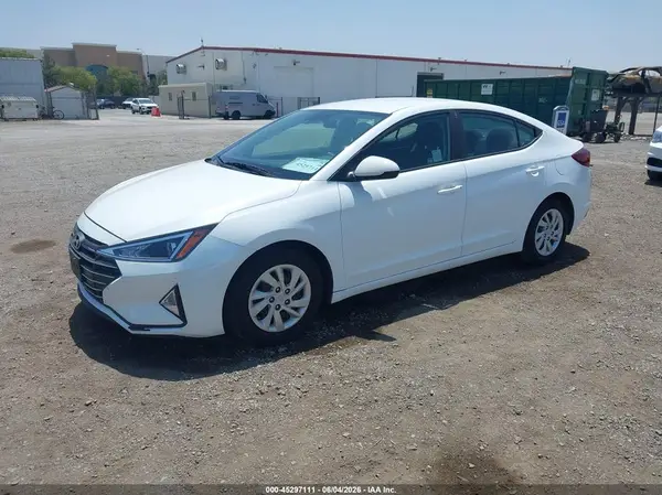 5NPD74LF7LH600588 2020 HYUNDAI ELANTRA - Image 2