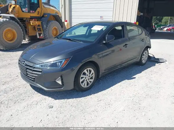5NPD74LF7LH603202 2020 HYUNDAI ELANTRA - Image 2