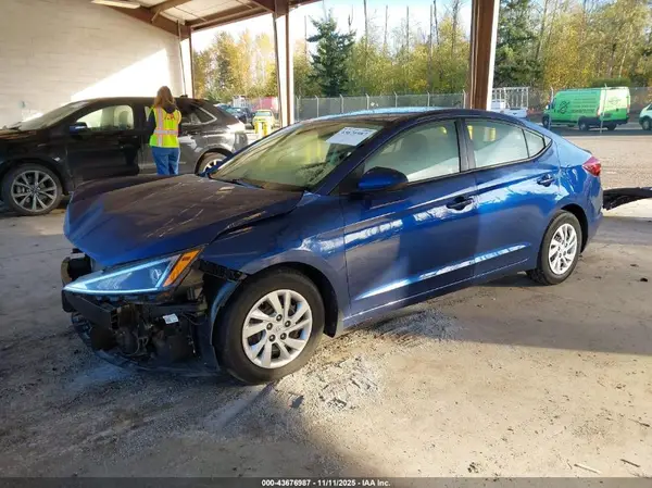 5NPD74LF7LH615883 2020 HYUNDAI ELANTRA - Image 2