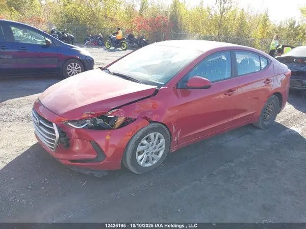 5NPD74LF8HH052821 2017 HYUNDAI ELANTRA - Image 2
