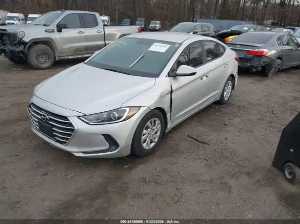 5NPD74LF8HH070283 2017 HYUNDAI ELANTRA - Image 2