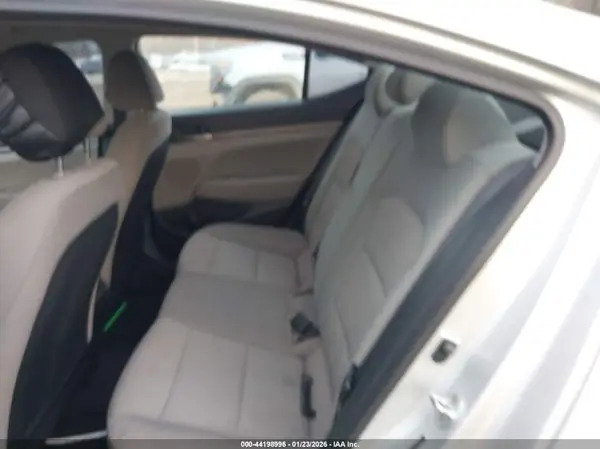 5NPD74LF8HH070283 2017 HYUNDAI ELANTRA - Image 8