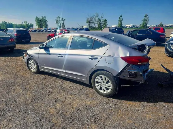 5NPD74LF8HH072048 2017 HYUNDAI ELANTRA - Image 2