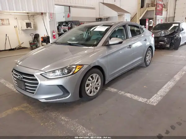 5NPD74LF8HH074978 2017 HYUNDAI ELANTRA - Image 2