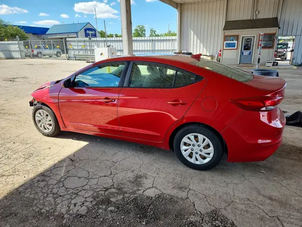 5NPD74LF8HH075662 2017 HYUNDAI ELANTRA - Image 2