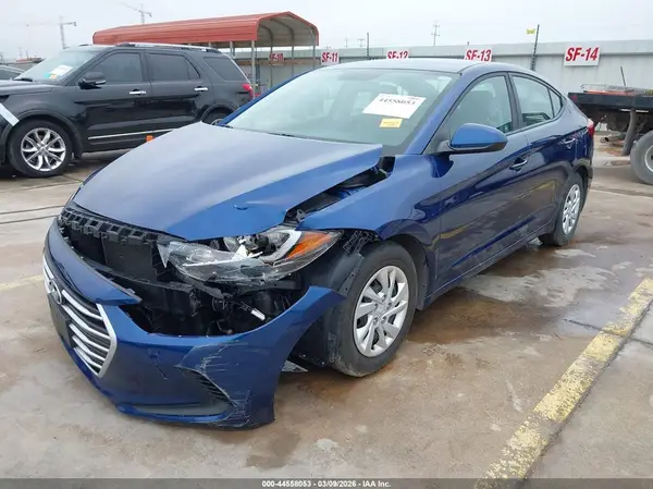 5NPD74LF8HH084250 2017 HYUNDAI ELANTRA - Image 2