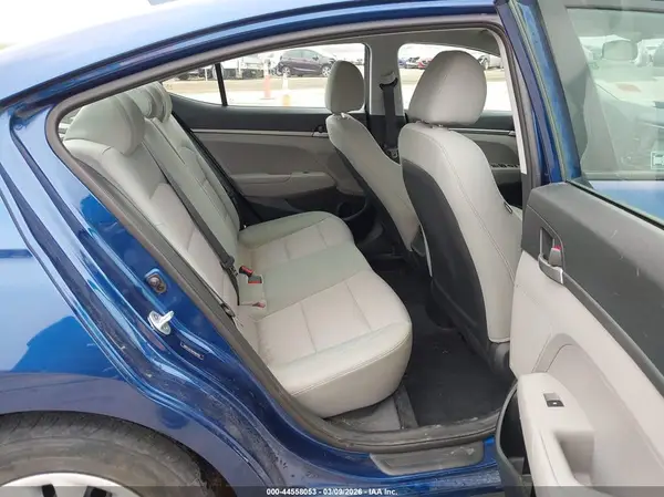 5NPD74LF8HH084250 2017 HYUNDAI ELANTRA - Image 8