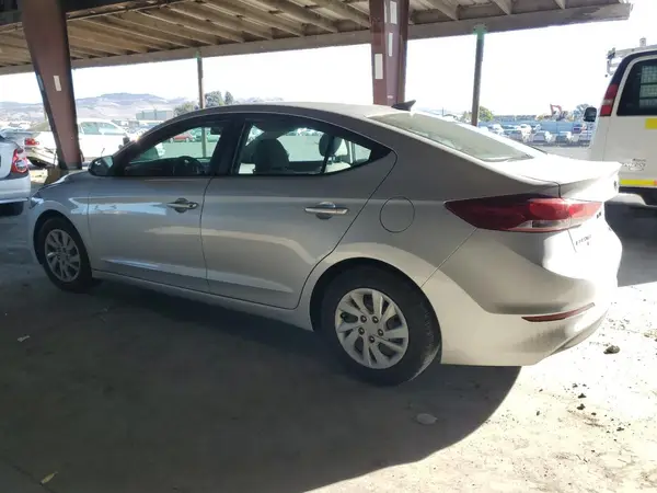 5NPD74LF8HH088895 2017 HYUNDAI ELANTRA - Image 2