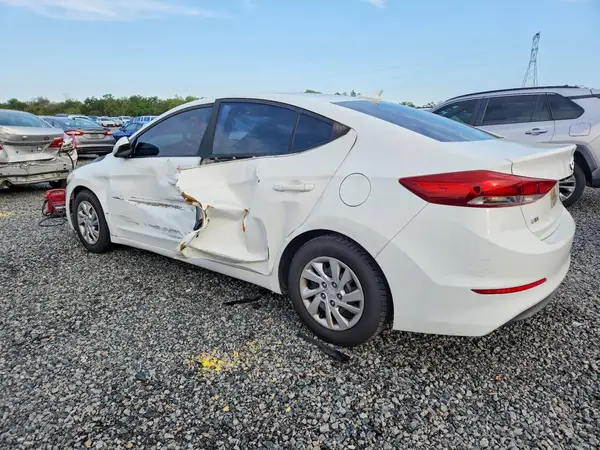 5NPD74LF8HH089741 2017 HYUNDAI ELANTRA - Image 2