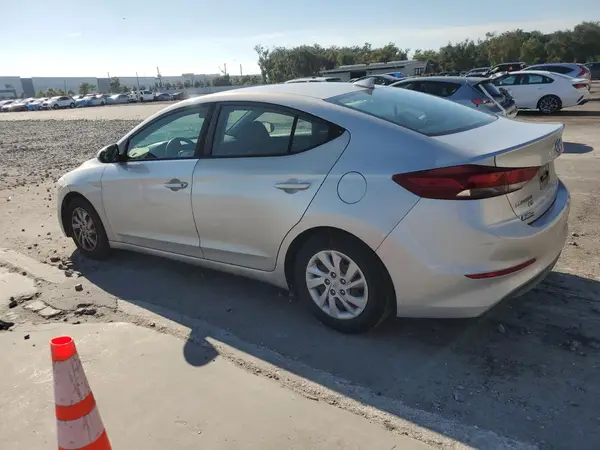 5NPD74LF8HH091327 2017 HYUNDAI ELANTRA - Image 2