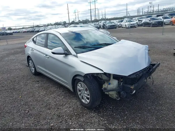 5NPD74LF8HH102990 2017 HYUNDAI ELANTRA - Image 1