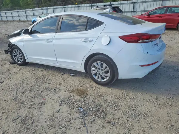 5NPD74LF8HH104674 2017 HYUNDAI ELANTRA - Image 2