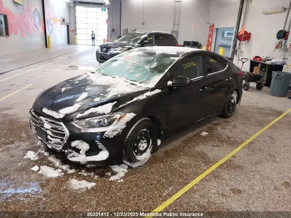 5NPD74LF8HH105128 2017 HYUNDAI ELANTRA - Image 2