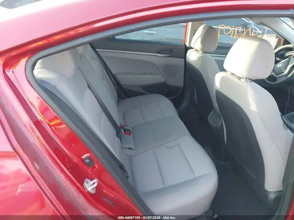 5NPD74LF8HH107316 2017 HYUNDAI ELANTRA - Image 8