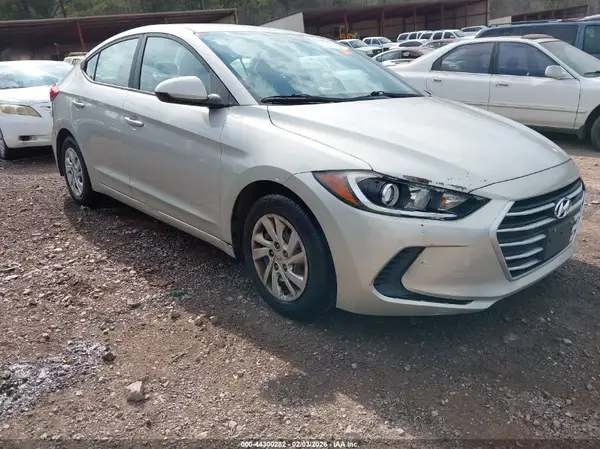 5NPD74LF8HH112127 2017 HYUNDAI ELANTRA - Image 1