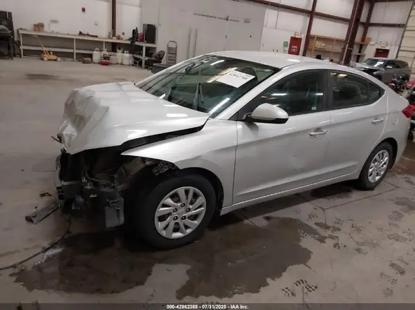 5NPD74LF8HH112290 2017 HYUNDAI ELANTRA - Image 2