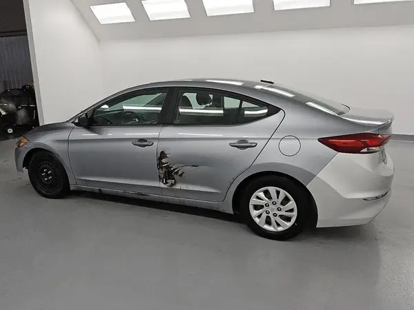 5NPD74LF8HH113133 2017 HYUNDAI ELANTRA - Image 2