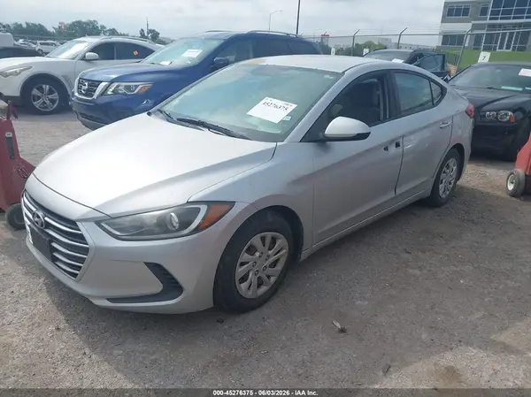 5NPD74LF8HH115660 2017 HYUNDAI ELANTRA - Image 2