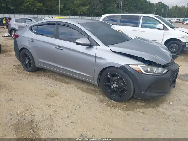 5NPD74LF8HH126688 2017 HYUNDAI ELANTRA - Image 1