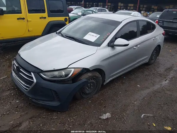 5NPD74LF8HH127243 2017 HYUNDAI ELANTRA - Image 2