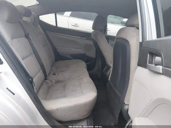 5NPD74LF8HH127243 2017 HYUNDAI ELANTRA - Image 8