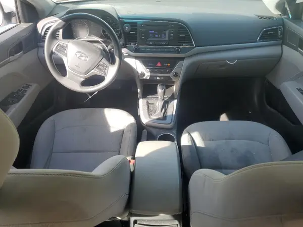 5NPD74LF8HH133494 2017 HYUNDAI ELANTRA - Image 8